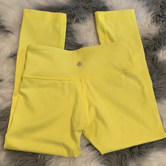 Lululemon☀️crop yoga pants - Picture 6 of 12